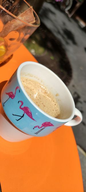 Coffre with coco oil at Imagine Café in Paris