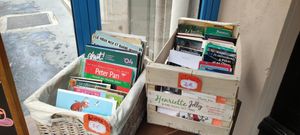 Book selling at Imagine Café in Paris