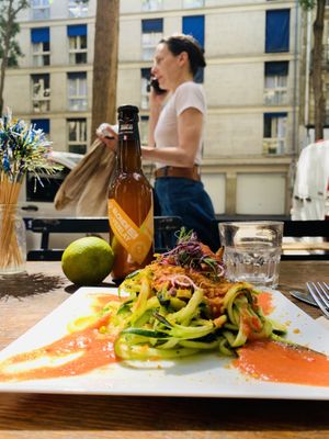   at Imagine Café in Paris