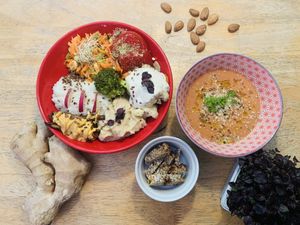   at Imagine Café in Paris