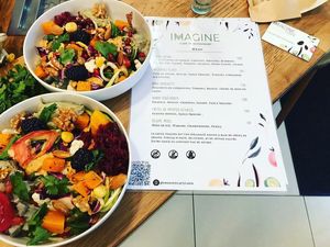 You said veggies ?  at Imagine Café in Paris