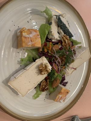 Vegan cheese   at Imagine Café in Paris