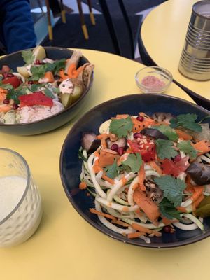   at Imagine Café in Paris