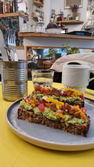 Avocado 🥑 Toast at Imagine Café in Paris
