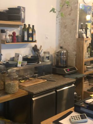 Imagineer at Imagine Café in Paris