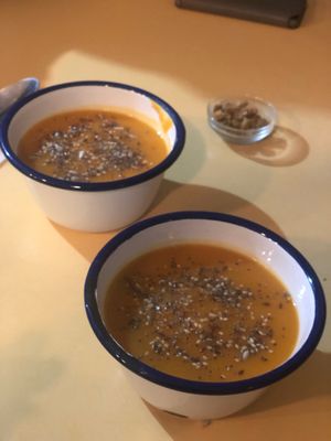 Soup at Imagine Café in Paris