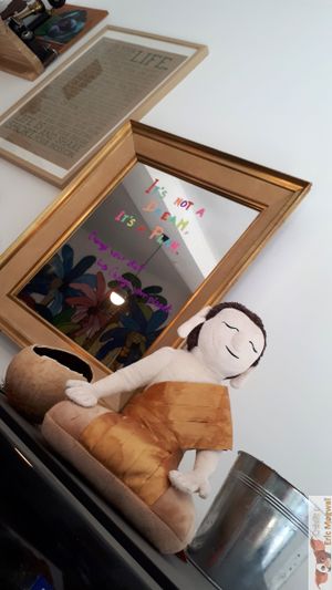 Deco at Imagine Café in Paris