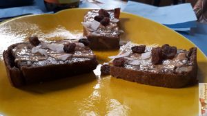 Raw Banana cakes  at Imagine Café in Paris