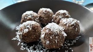 raw Energy bawl  at Imagine Café in Paris