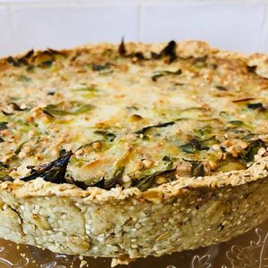 Tarte du jour: poireaux et graines de Kasha.    at Be Kind Cafe in Geneva