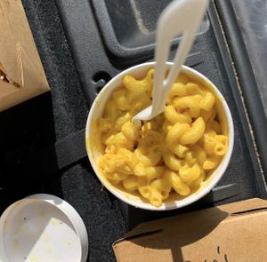 Mac and Cheez  at Green Street Food Truck in Levittown