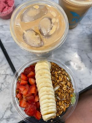 bowl clean & green  at Mora Mora - Roma in Mexico City