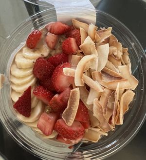 Overnight Oats  at Mora Mora - Roma in Mexico City