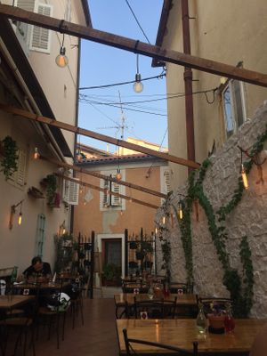 outdoor seating area at Konoba Andreja in Krk