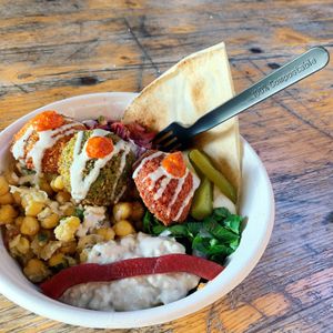 Vegan falafel bowl  at Falafelmate in Odense