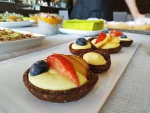Crostatine al cacao con crema all'arancia at Melamangio in Mendrisio