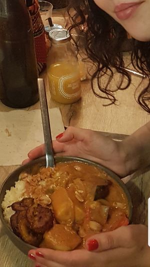 Mafé végane accompagné d'attiéké et d'allocos. at BMK Paris-Bamako in Paris