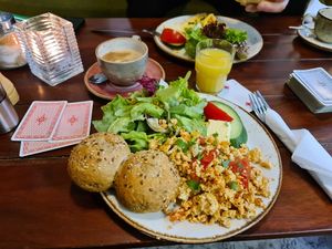 Unbedingt das Tofu scramble probieren! at Brettle in Ulm
