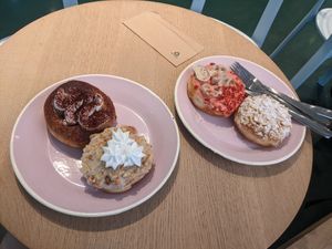 Tiramisu, peach crumble, strawberry pretzel and bee sting at Brammibal's Donuts - Potsdamer Platz in Berlin