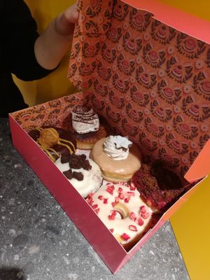 Donuts: strawberry & white chocolate, chocolate & cream, peanut butter & chocolate fudge, cherry & gingerbread, cinnamon star cookie, tiramisu with marzipan core at Brammibal's Donuts - Potsdamer Platz in Berlin