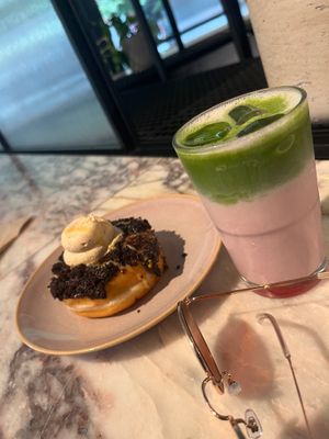Small strawberry matcha latte and donut at Brammibal's Donuts - Potsdamer Platz in Berlin