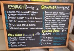 Juices, smoothies, milk shakes menu at Fruit Lab in Alghero