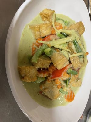 Tofu green curryy  at Swadee Thai House in Emmaus