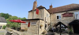 Lovely country pub, convenient alternative to Warwick Services, with vegan options at The Antelope Inn in Lighthorne