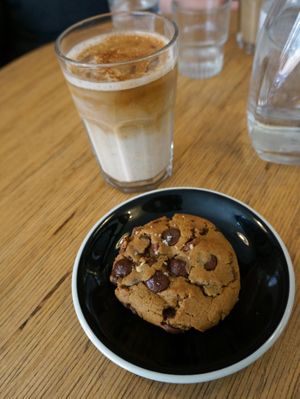 Cookie + Iced Dirty Chai at Grounded in Paris