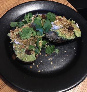 Avo toast at Grounded in Paris