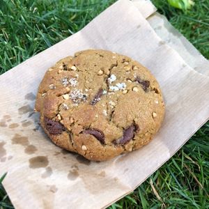 Cookie chocolat  at Grounded in Paris