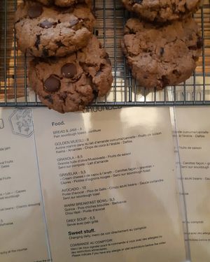 Cookies at Grounded in Paris