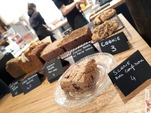 cakes at Grounded in Paris