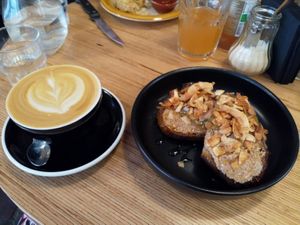 Morning toast and latte February 2020 at Grounded in Paris