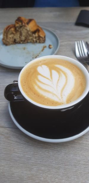 Latte at Grounded in Paris