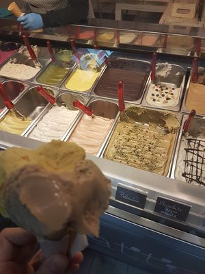 Out of focus ice cream and plenty of flavors at Bellamia Gelateria Italiana in Barcelona