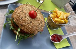 Burger Veggie (vegan)  at Kennidi in Kaprun