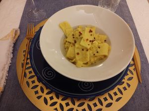 Carbonara vegana di pasta fresca fatta in casa sul momento at Emanuele Di Biase in Perugia