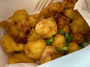 Crispy Buffalo cauliflower at Stand-Up Burgers in Berkeley
