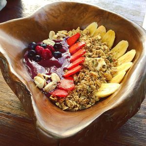 Holly Berry smoothie bowl  at Green Guru in Canggu