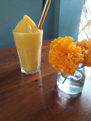 Mango smoothie at The Art Club - Koh Samui Hospital in Koh Samui
