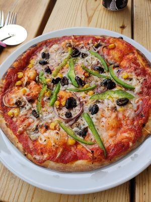 Vegan Classic pizza at Isis Pizzeria in Barmouth