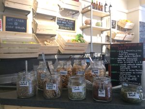 Toppings (sunflower, pumpkin, hemp and flax seeds + croutons etc.) at Zazie in Verona