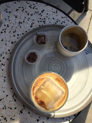 Espresso Dopio and iced Almond Latte - baked treat (for free), not vegan  at Taraba - Specialty Coffee in Stuttgart