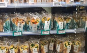 Vegan wraps - falafel, couscous & kebab at AMS - Albert Heijn in Schiphol