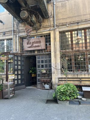 Entrance   at The Greens in Berlin