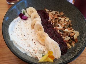 Granola bowl at Cafe Vie Sunshine Coast in Buderim