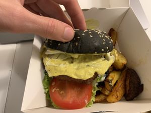 burger at Sublimmme in Bucharest