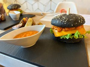 Burger with potatoes at Sublimmme in Bucharest