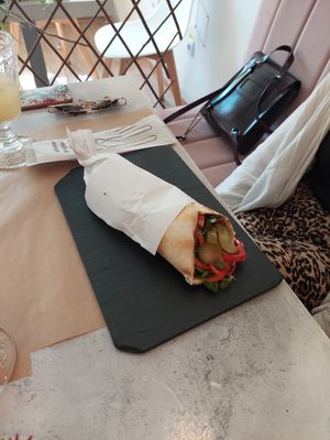 Saitan wrap at Sublimmme in Bucharest